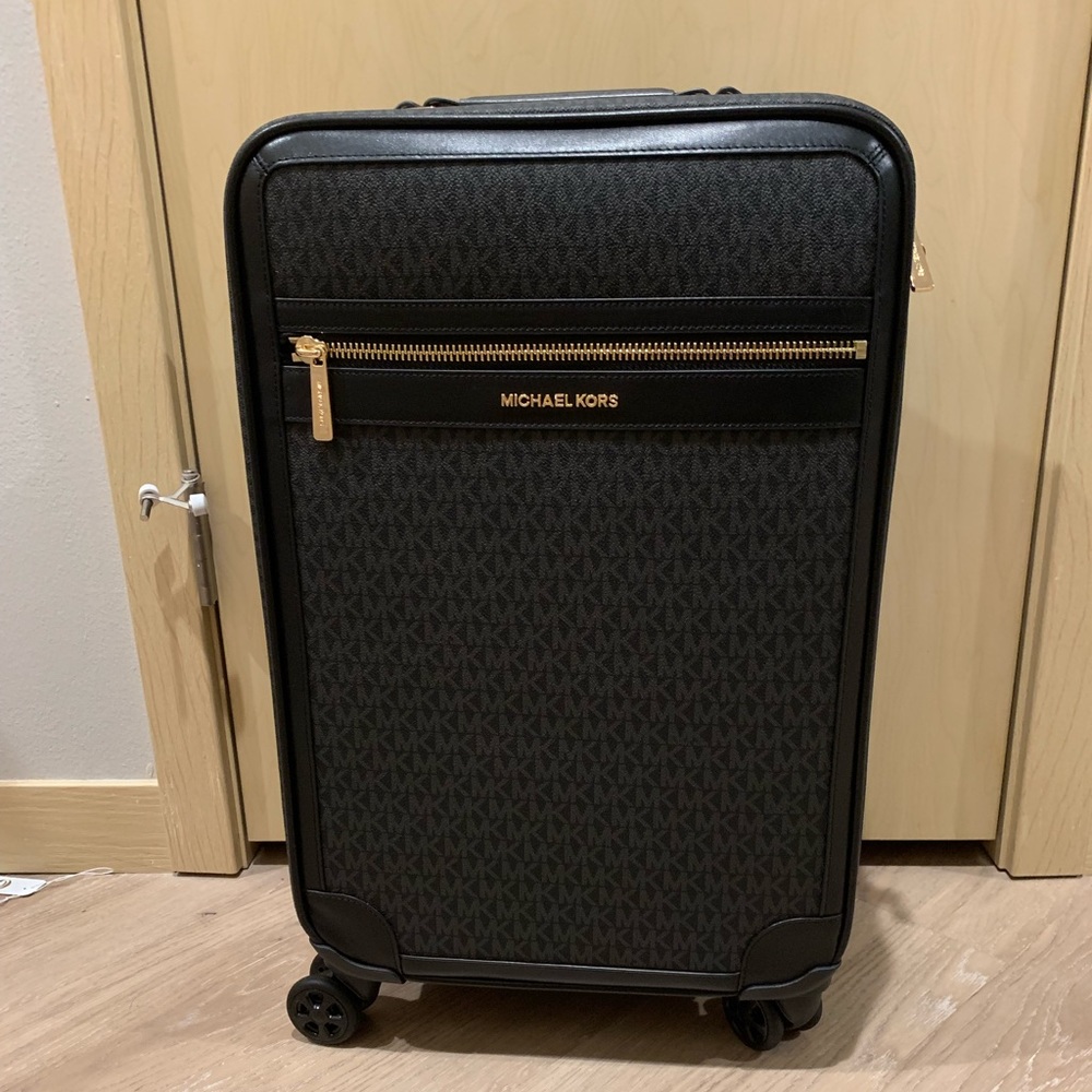 Michael Kors Travel Trolley